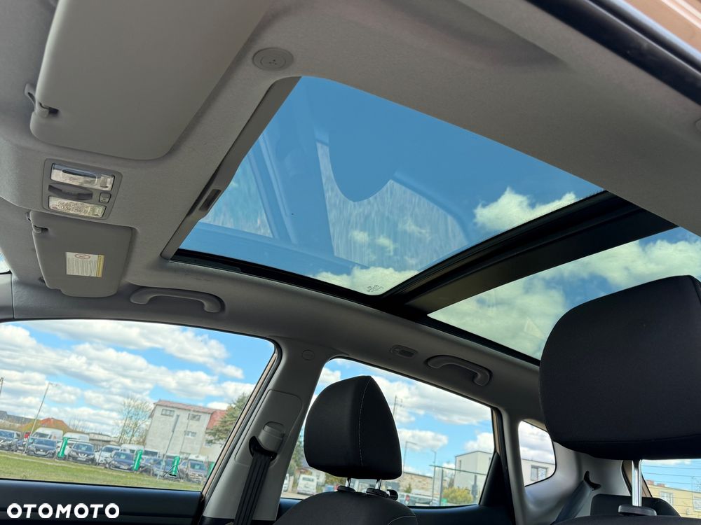 Kia Venga 1.6 CVVT ISG Edition 7 - 26