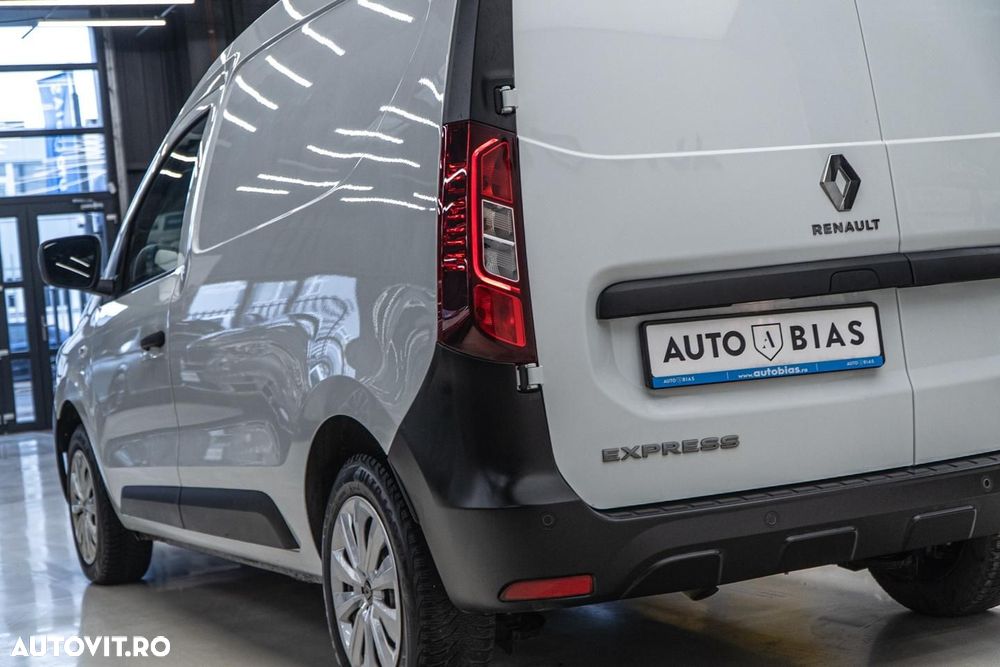 Renault Express - 31