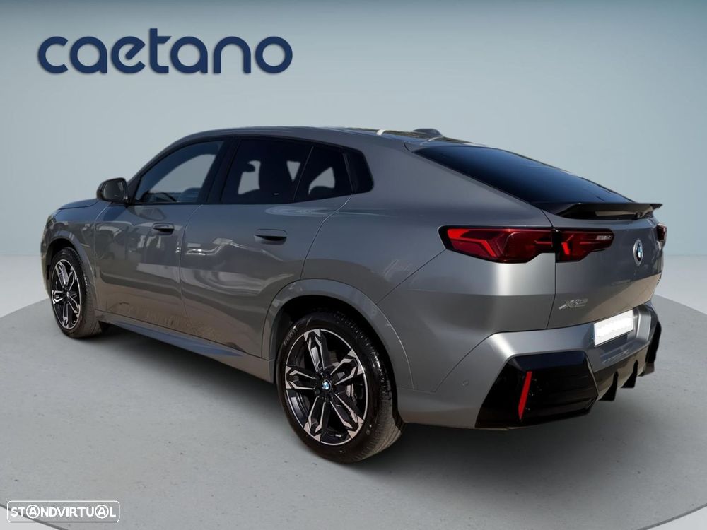 BMW X2 18 d sDrive Auto Pack M - 6