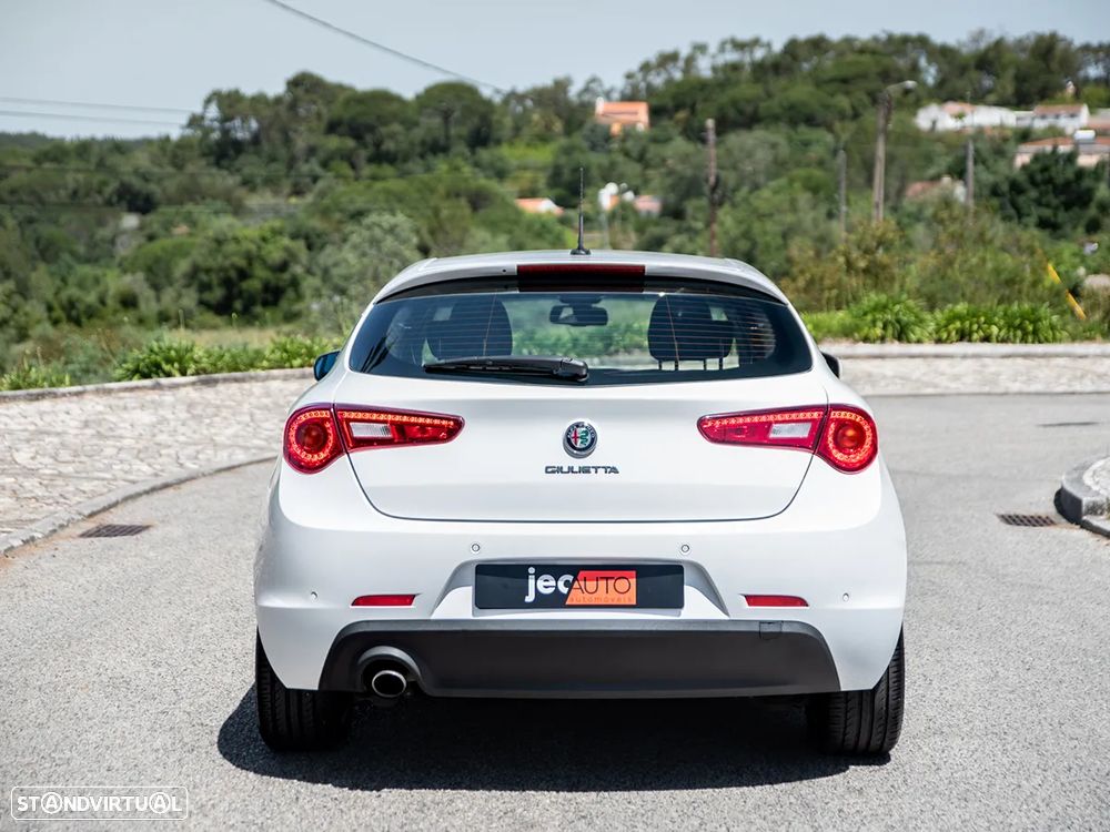 Alfa Romeo Giulietta 1.6 JTDM Super TCT - 8
