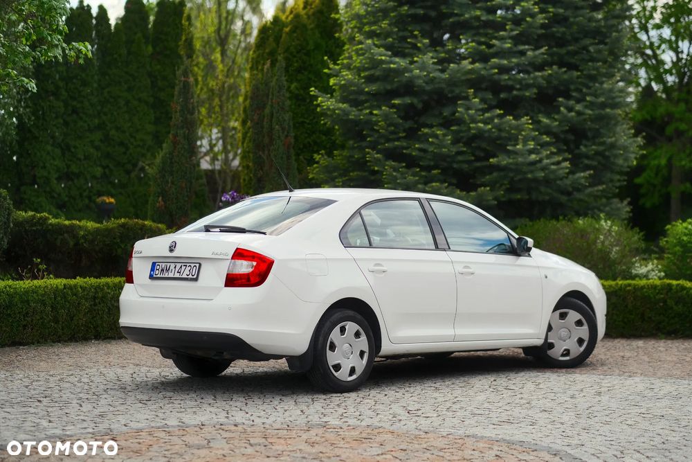 Skoda RAPID 1.2 TSI Elegance - 27
