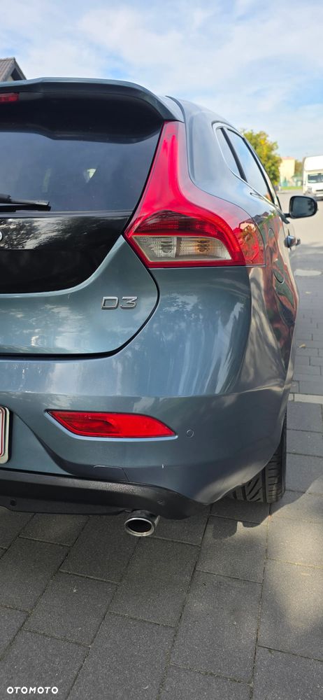 Volvo V40 D3 Momentum - 30