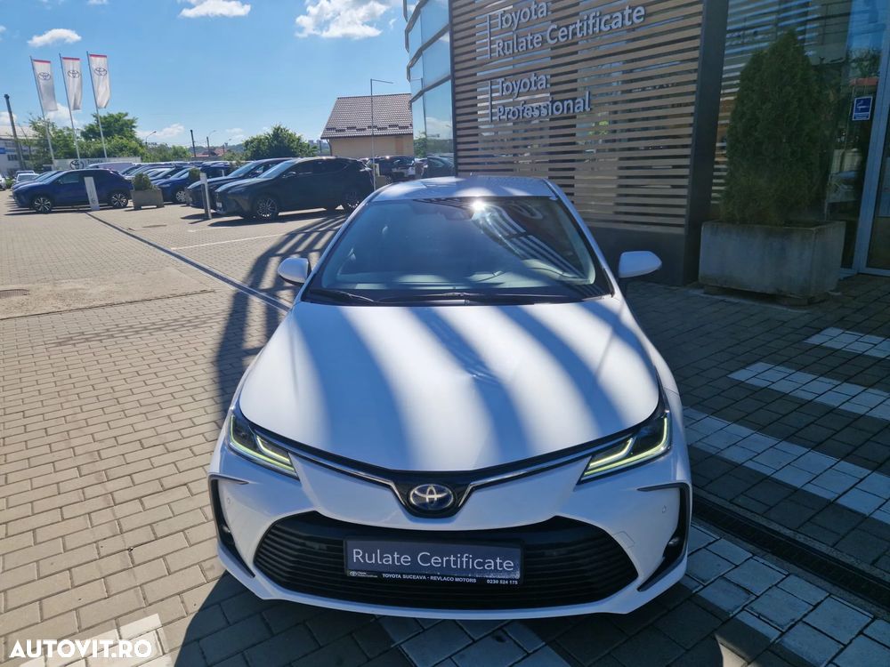TOYOTA Corolla 2022 — imagine 2