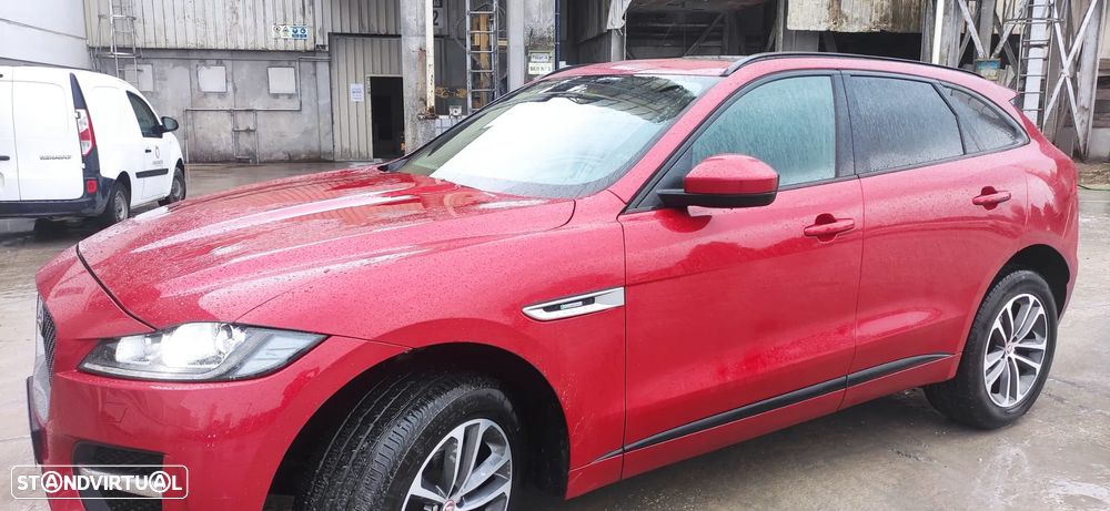 Jaguar F-Pace 2.0 i4D R-Sport - 2