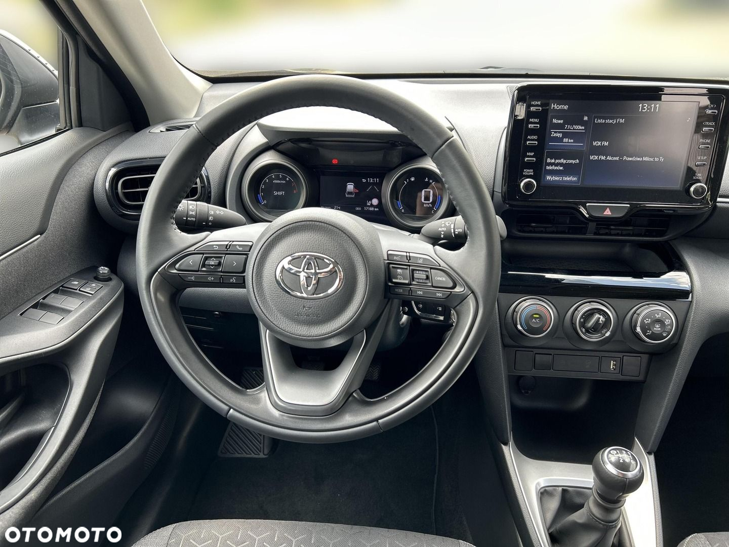 Toyota Yaris Cross - 17