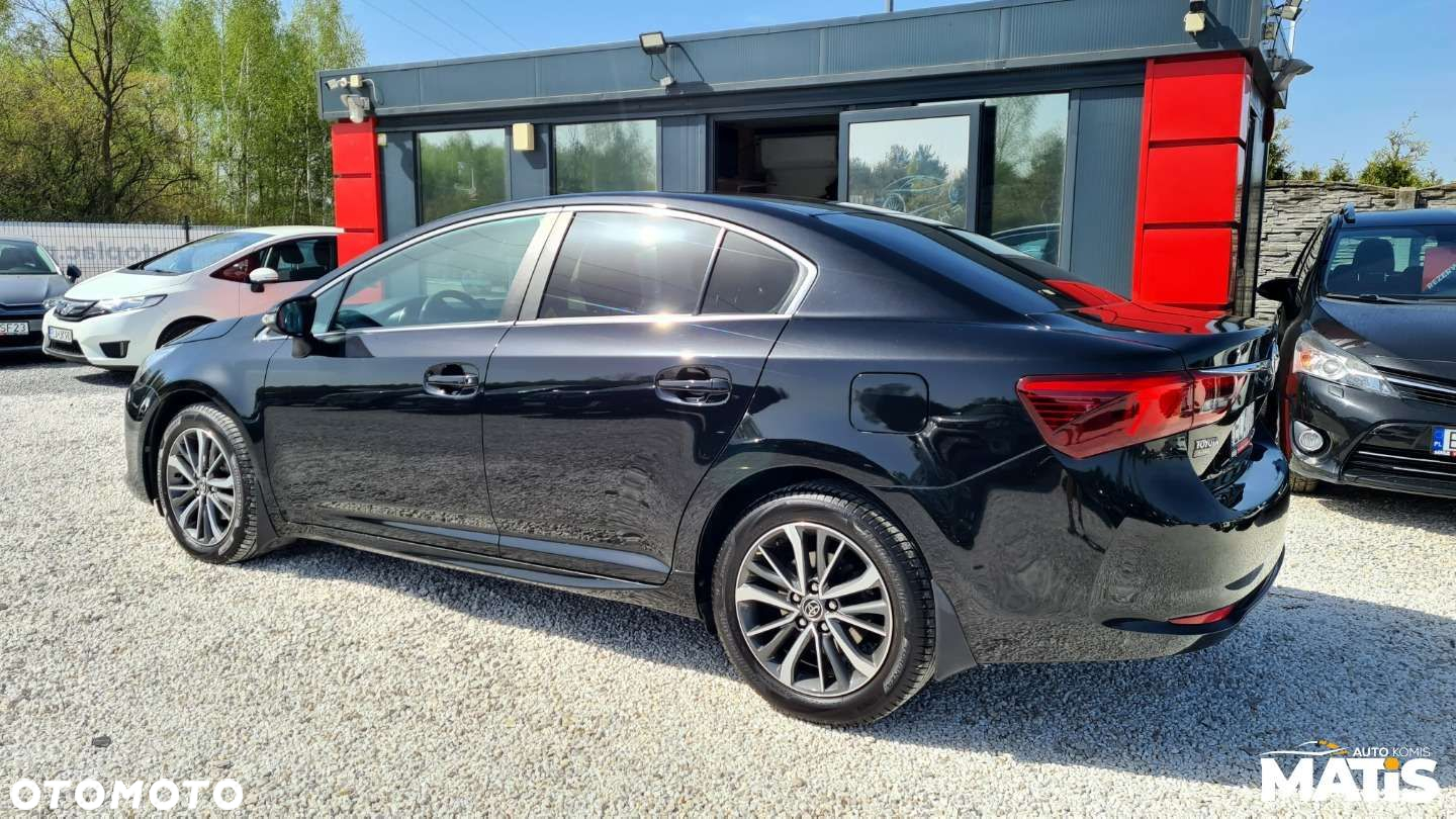 Toyota Avensis - 37