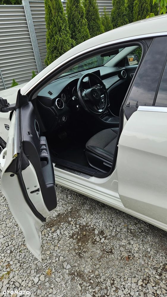 Mercedes-Benz CLA 200 (CDI) d 7G-DCT - 9