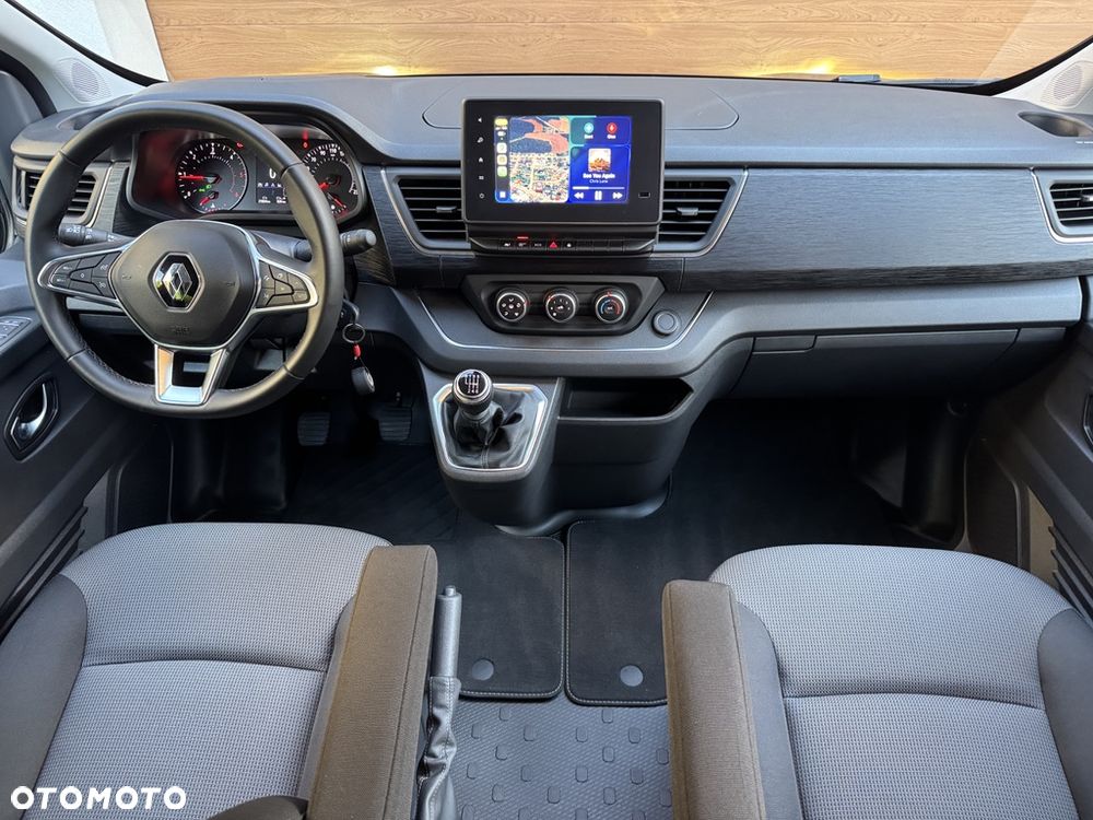 Renault Trafic - 15