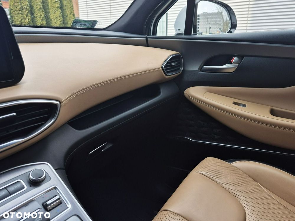 Hyundai Santa Fe 1.6 T-GDI HEV Platinum - 37