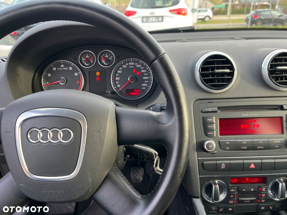 Audi A3 Sportback 1.6 Attraction - 10