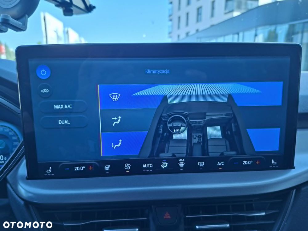 Ford Kuga - 33