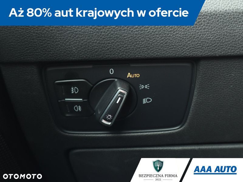 Volkswagen Passat Variant - 22