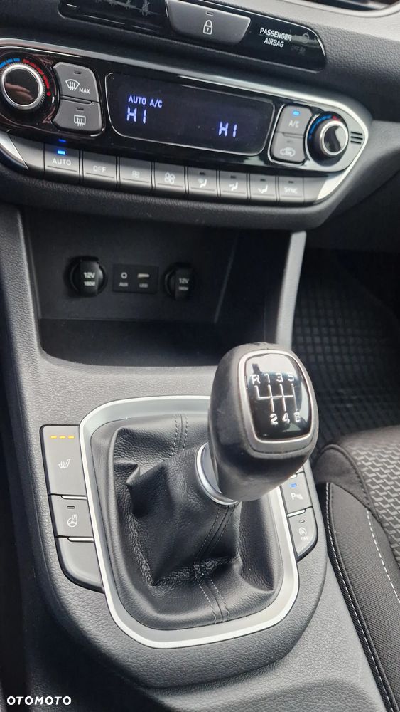 Hyundai i30 1.4 T-GDI Passion Plus - 29