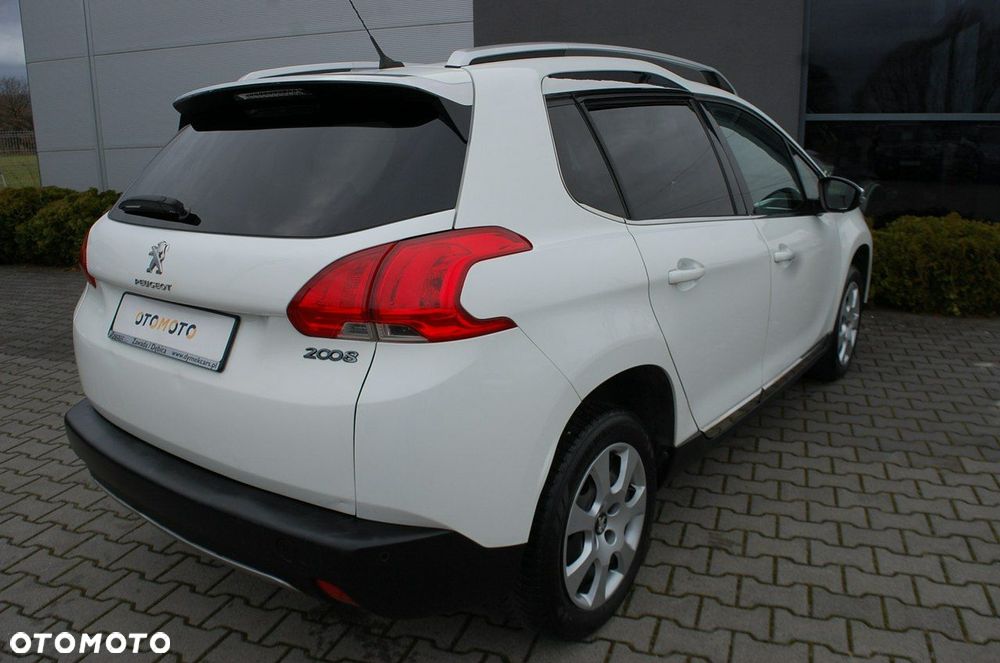 Peugeot 2008 - 14