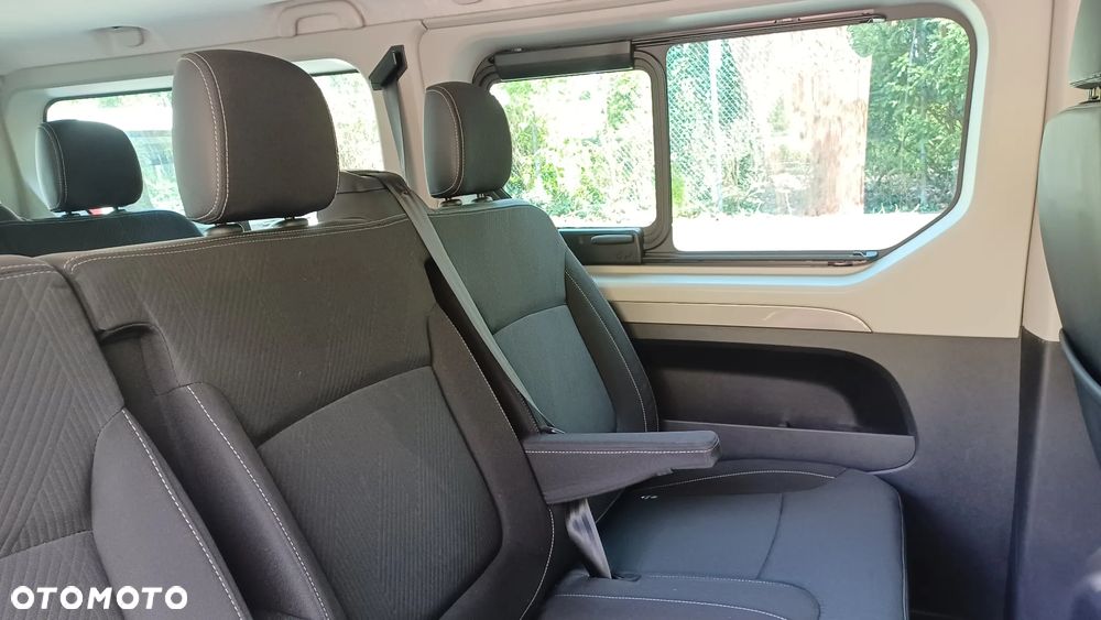 Renault Trafic 2.0 dCi - 10