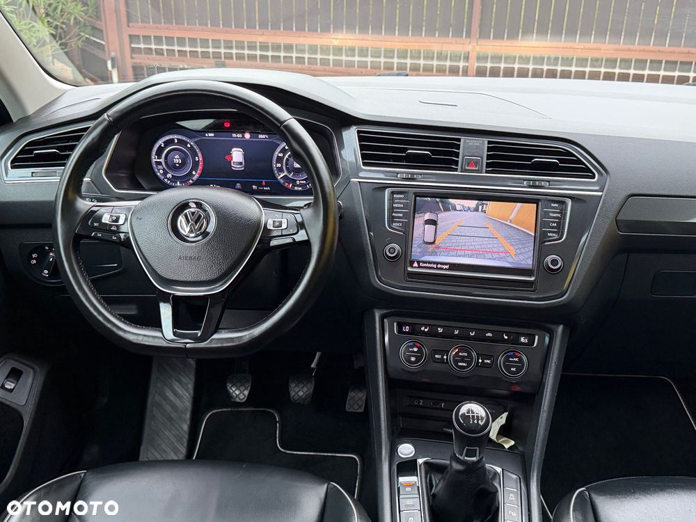 Volkswagen Tiguan 2.0 TDI SCR 4MOTION (BlueMotion Tech) Trendline - 20