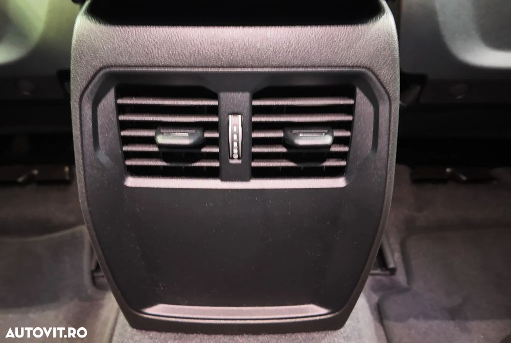 BMW Seria 2 218i AT - 30