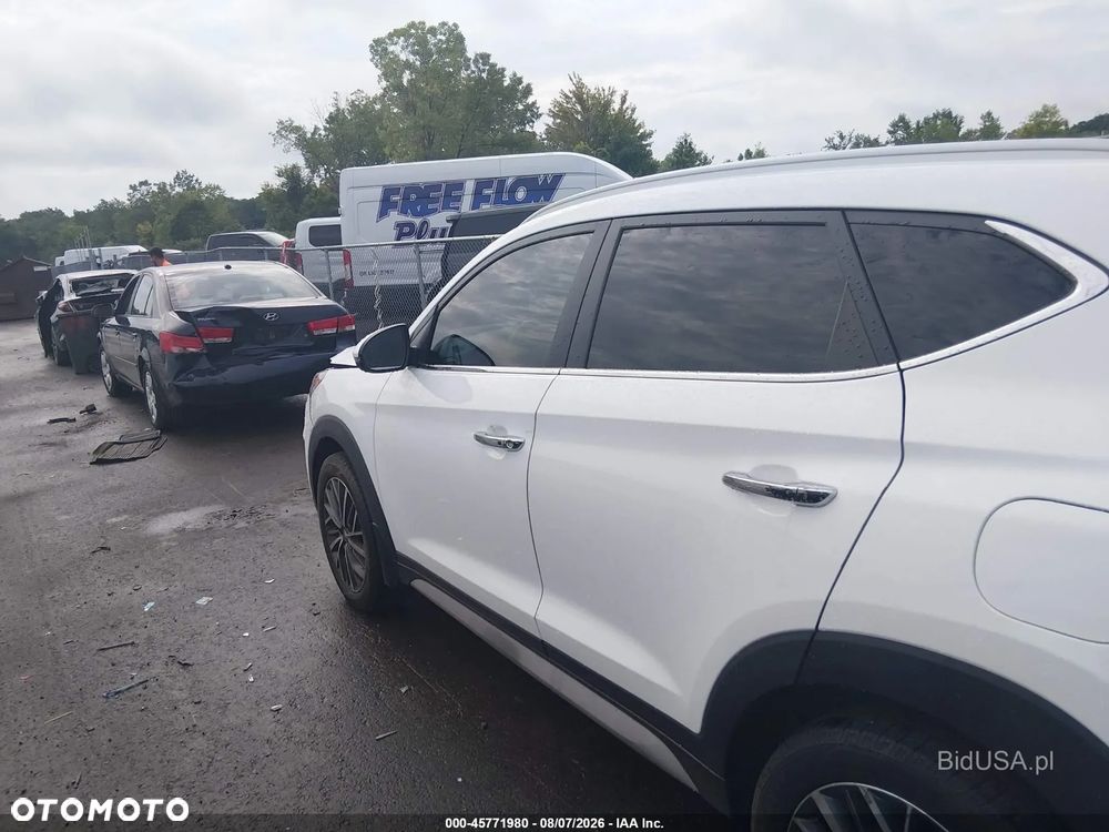 Hyundai Tucson - 11