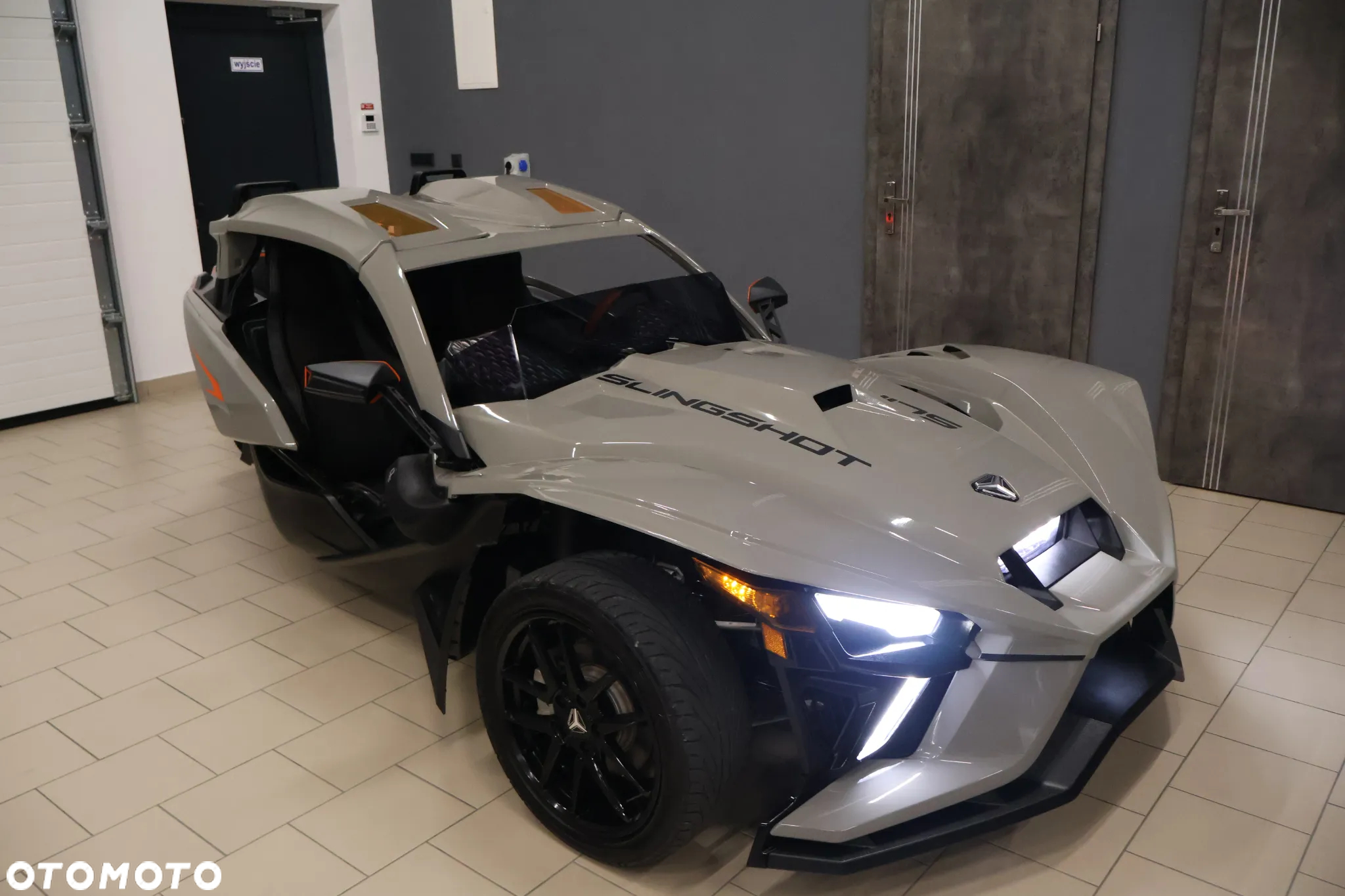 Polaris Inny - 17