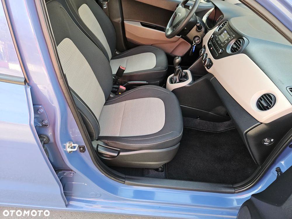 Hyundai i10 1.0 blue Pure - 12