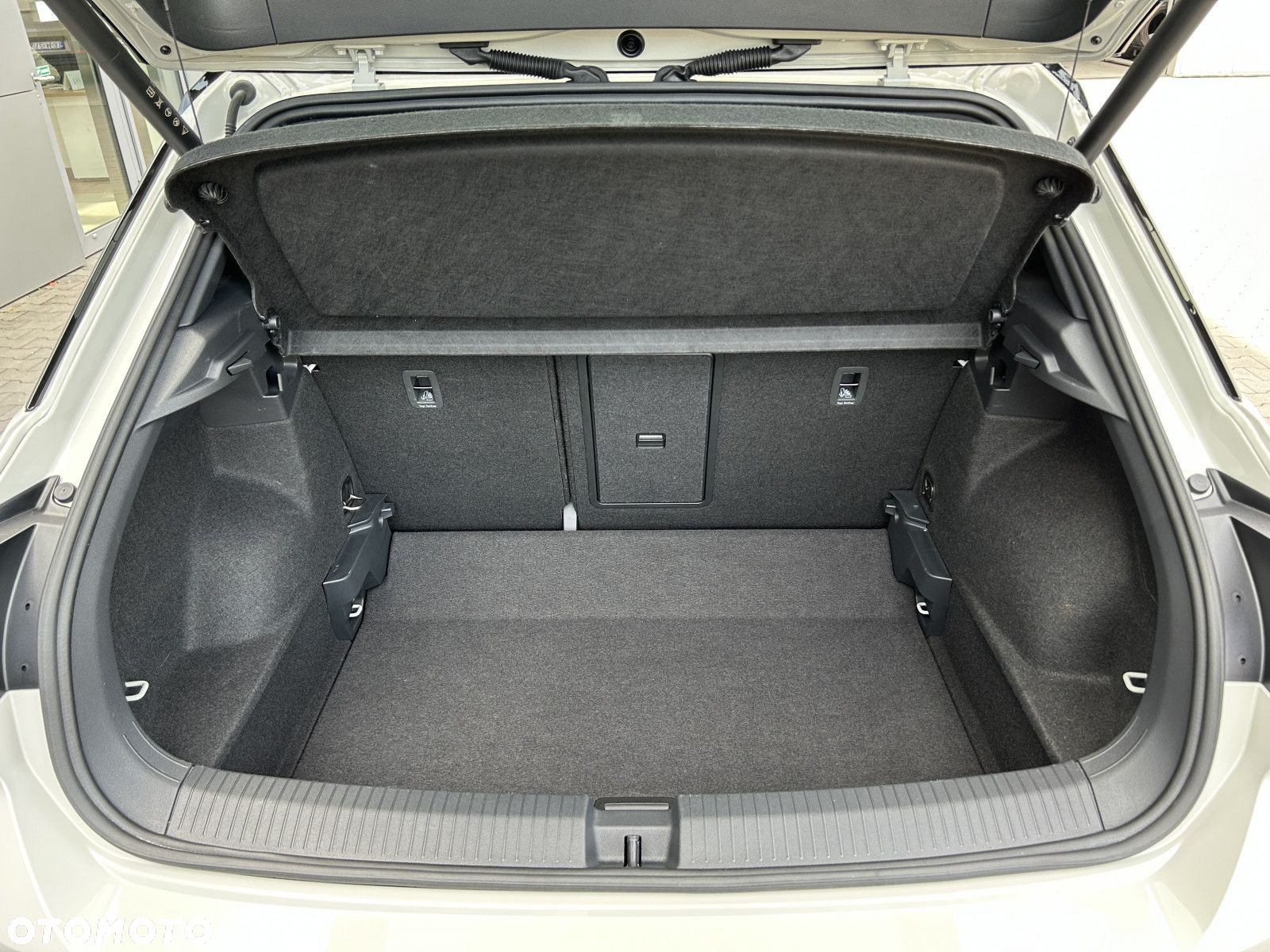 Volkswagen T-Roc 1.5 TSI Style DSG - 10