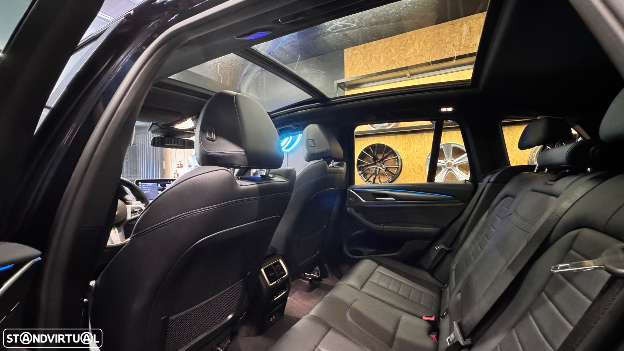 BMW iX3 M Sport Impressive - 28