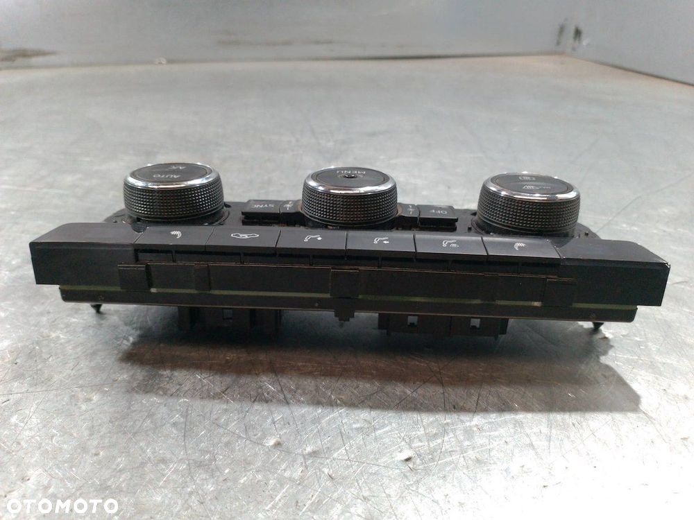 PANEL NAWIEWU SKODA OCTAVIA III 5E0907044AC   5HB011282-81 - 2