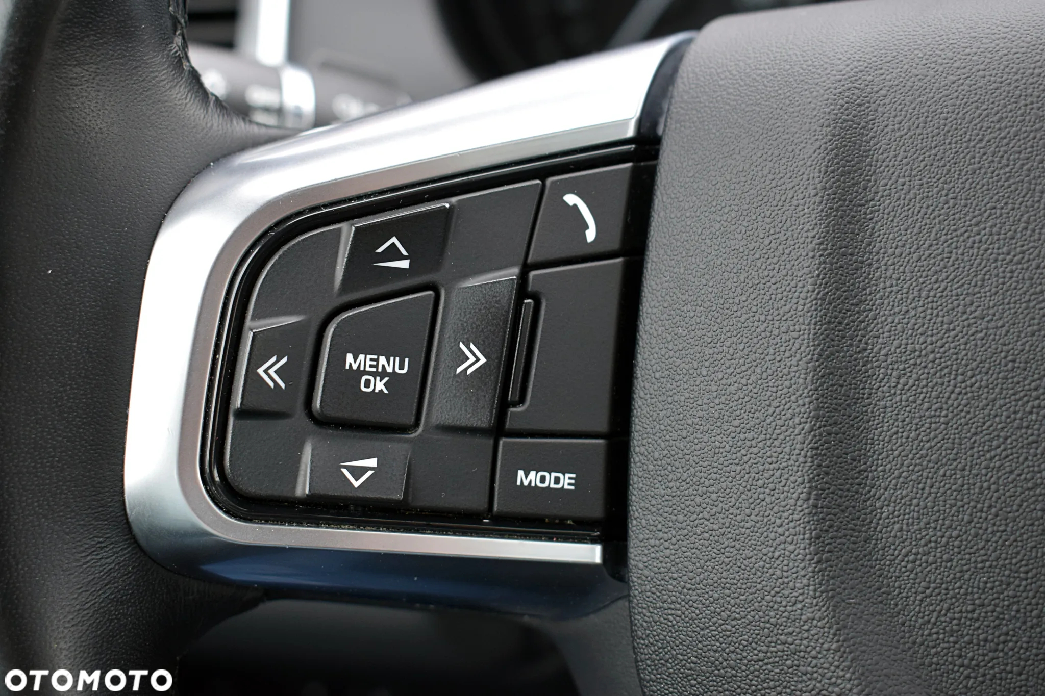 Land Rover Discovery Sport 2.0 D150 SE - 11
