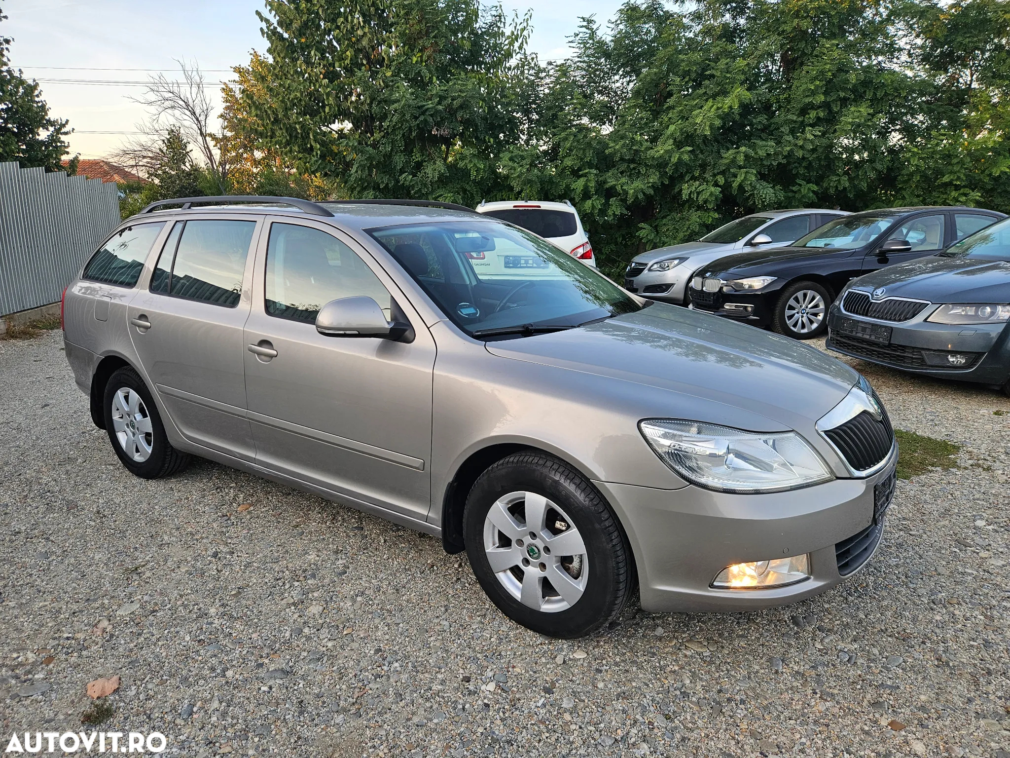 Skoda Octavia Combi 2.0 TDI Elegance - 2