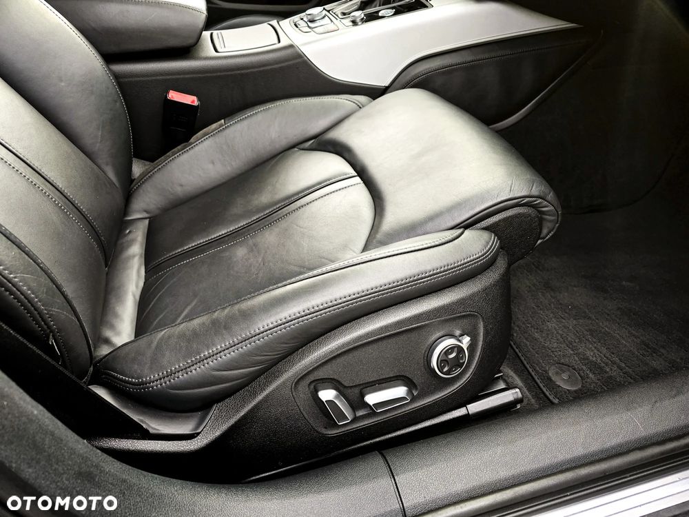 Audi A6 Avant 3.0 TDI Quattro S tronic - 36