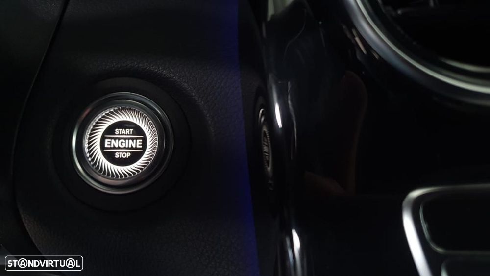 Mercedes-Benz GLC 300 de 4Matic 9G-TRONIC AMG Line - 24