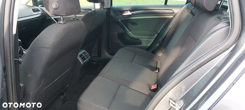 Volkswagen Golf 1.6 TDI Sound - 8