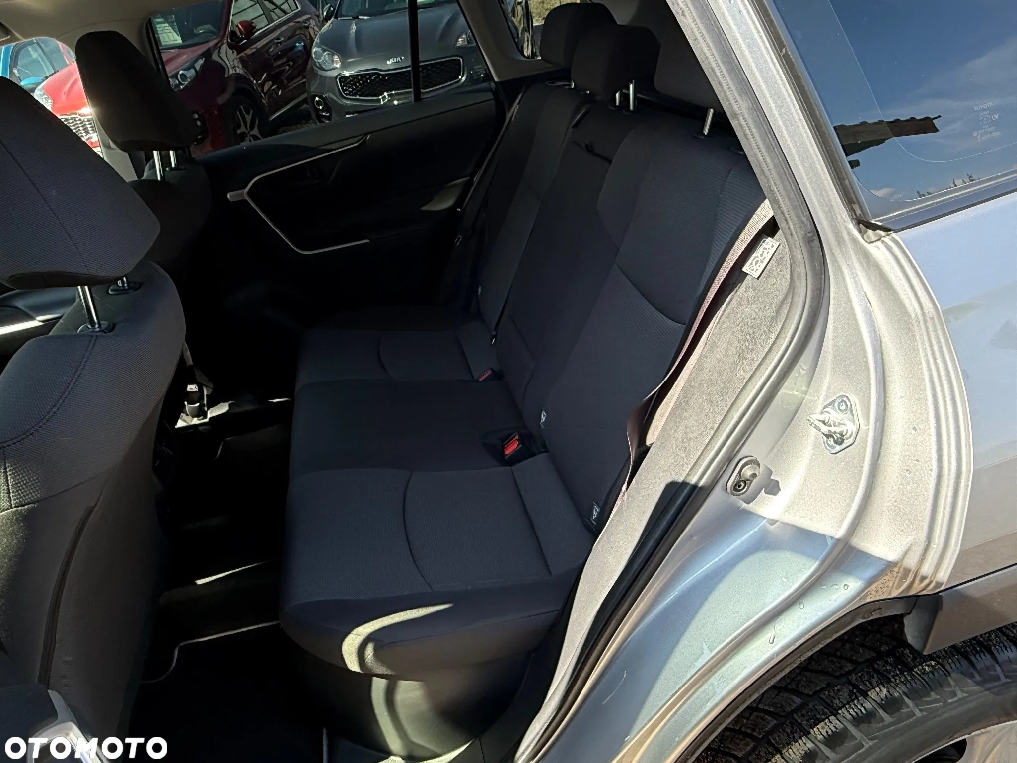 Toyota RAV4 - 14