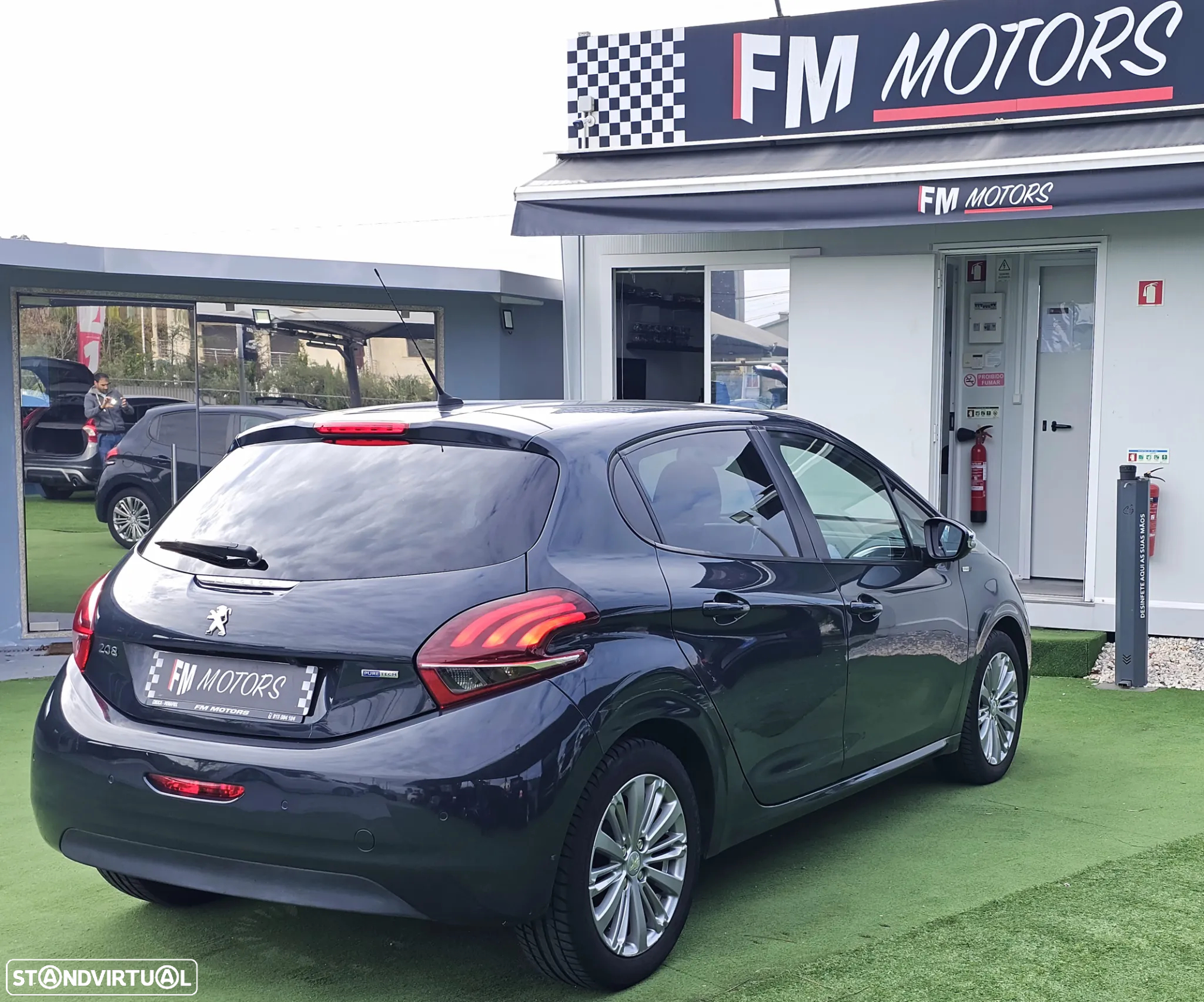 Peugeot 208 1.2 PureTech Active - 4