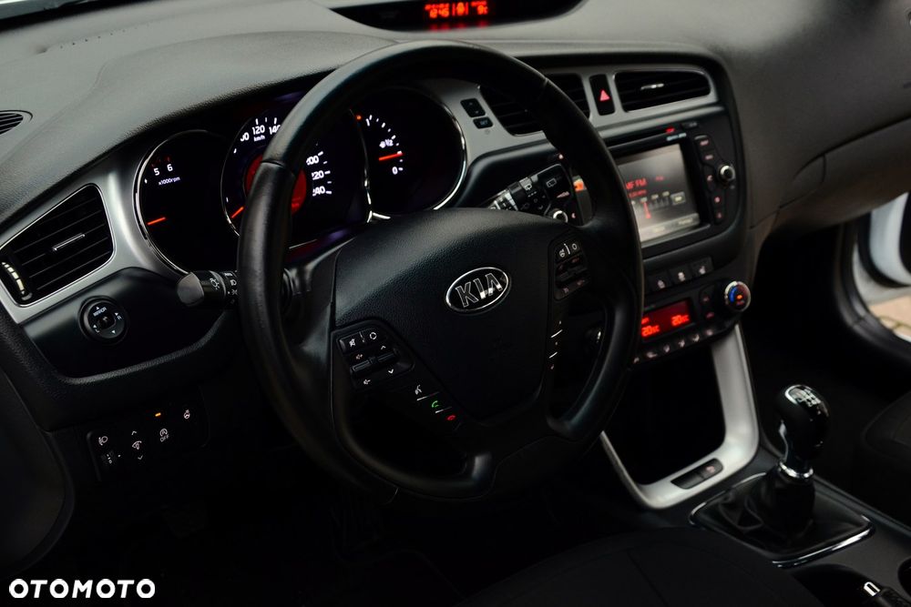 Kia Ceed - 20