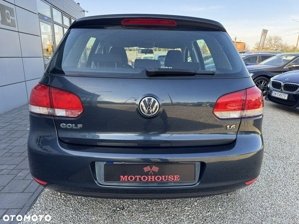 Volkswagen Golf 1.6 Trendline - 6