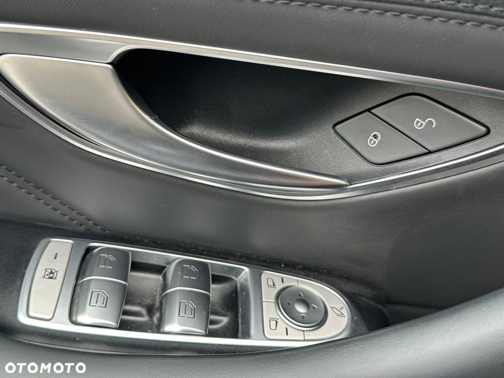 Mercedes-Benz Klasa E AMG 53 4Matic AMG Speedshift TCT-9G - 24