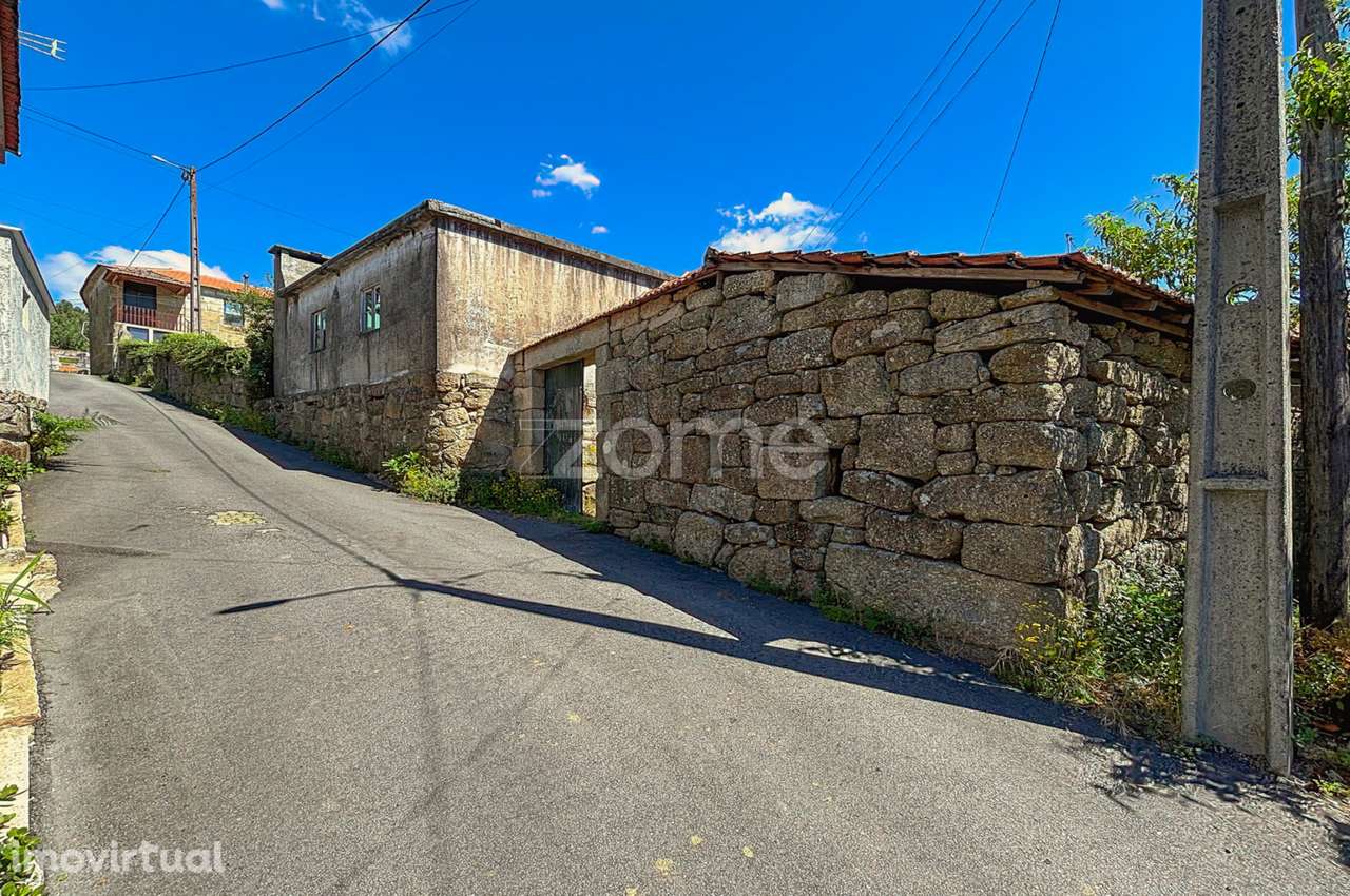Quinta, construções em pedra, linha de água, Canelas Penafiel Porto - Grande imagem: 4/60
