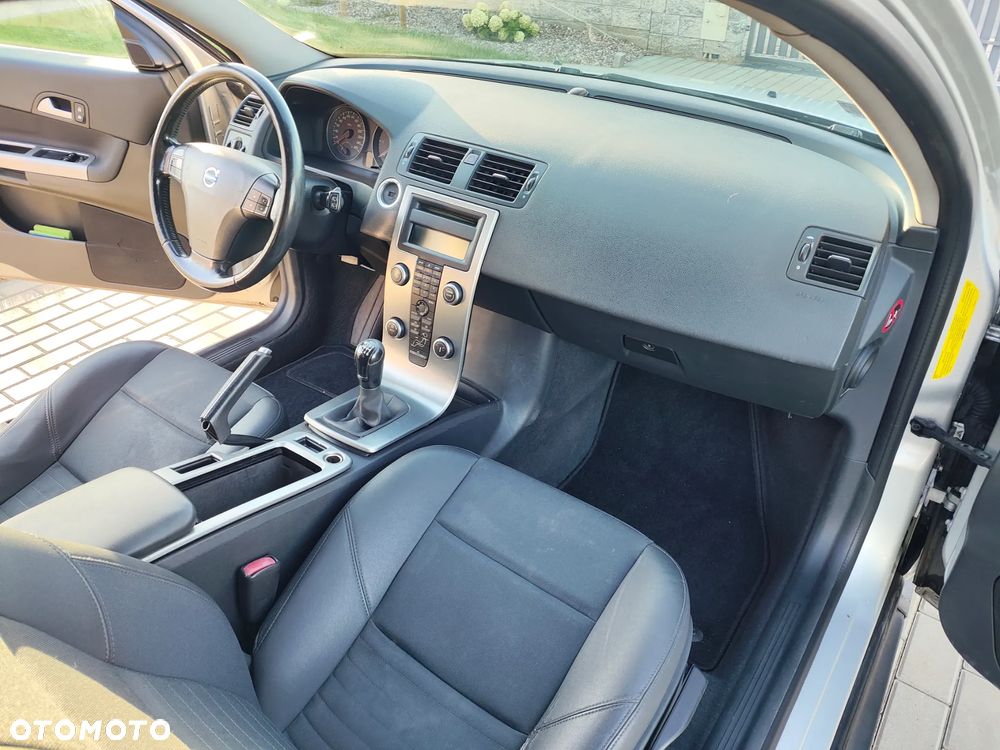 Volvo C30 2.0D Momentum - 13