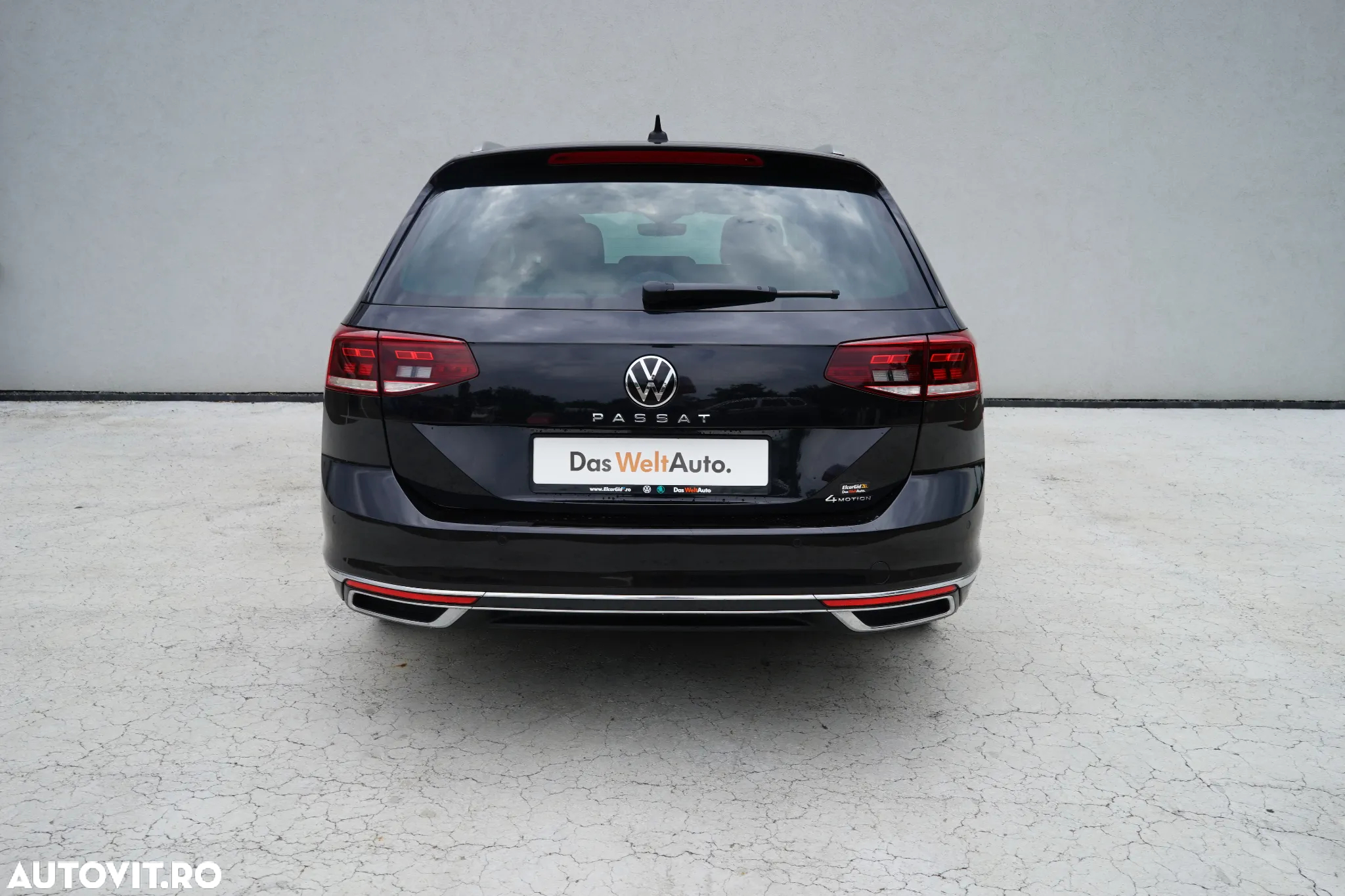 Volkswagen Passat Variant 2.0 TDI 4Mot DSG Highline - 5