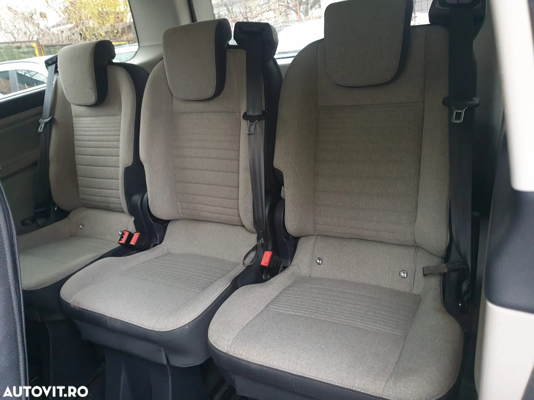 Ford Tourneo Custom - 20