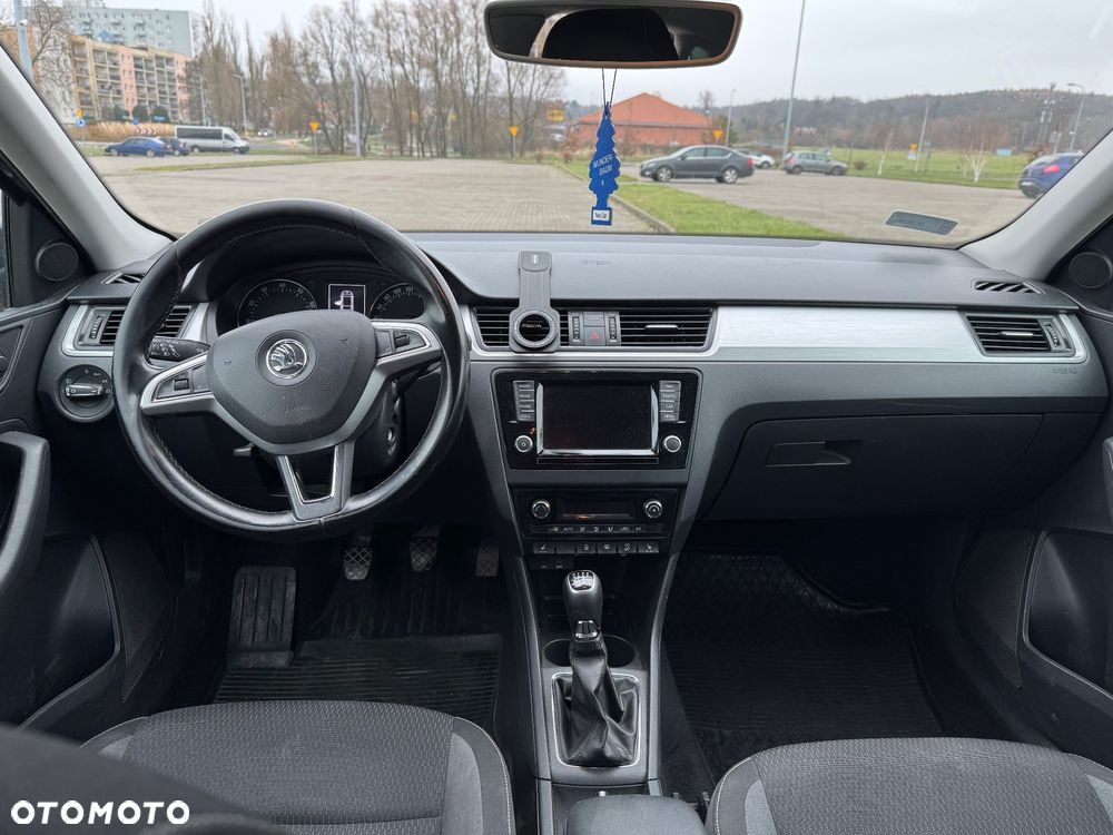 Skoda RAPID Spb 1.2 TSI Active - 8