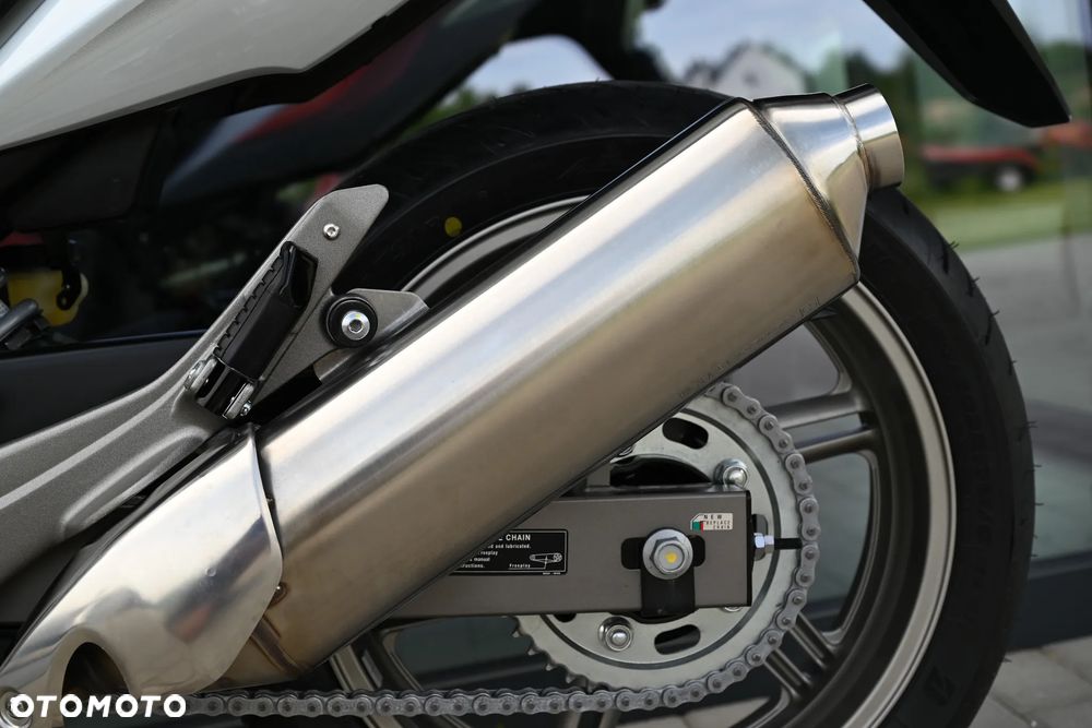 Honda CBF - 27