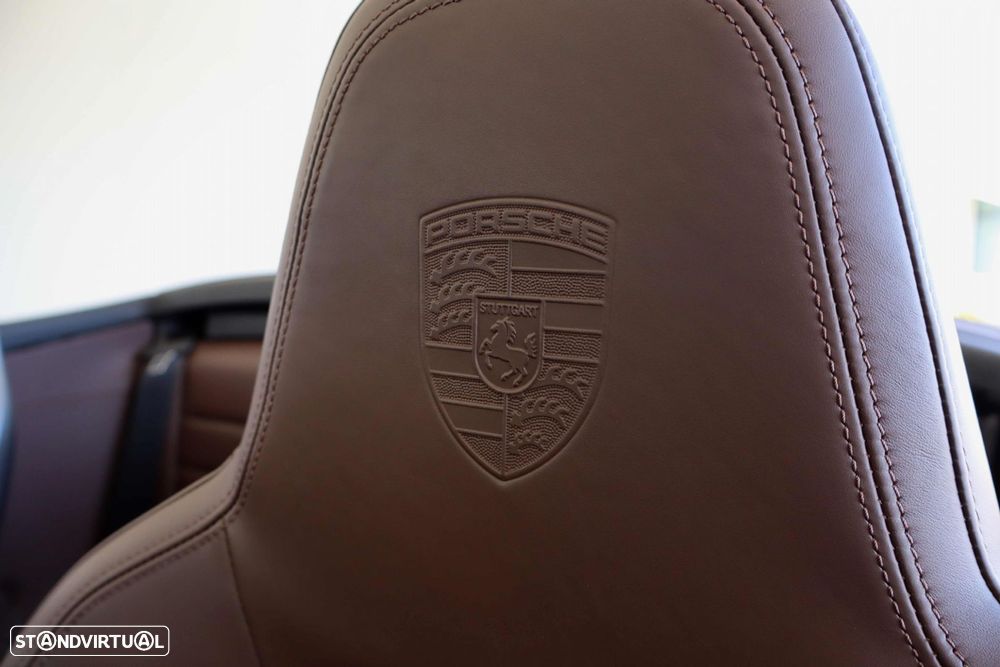 Porsche 911 (992) Carrera 4 PDK - 21