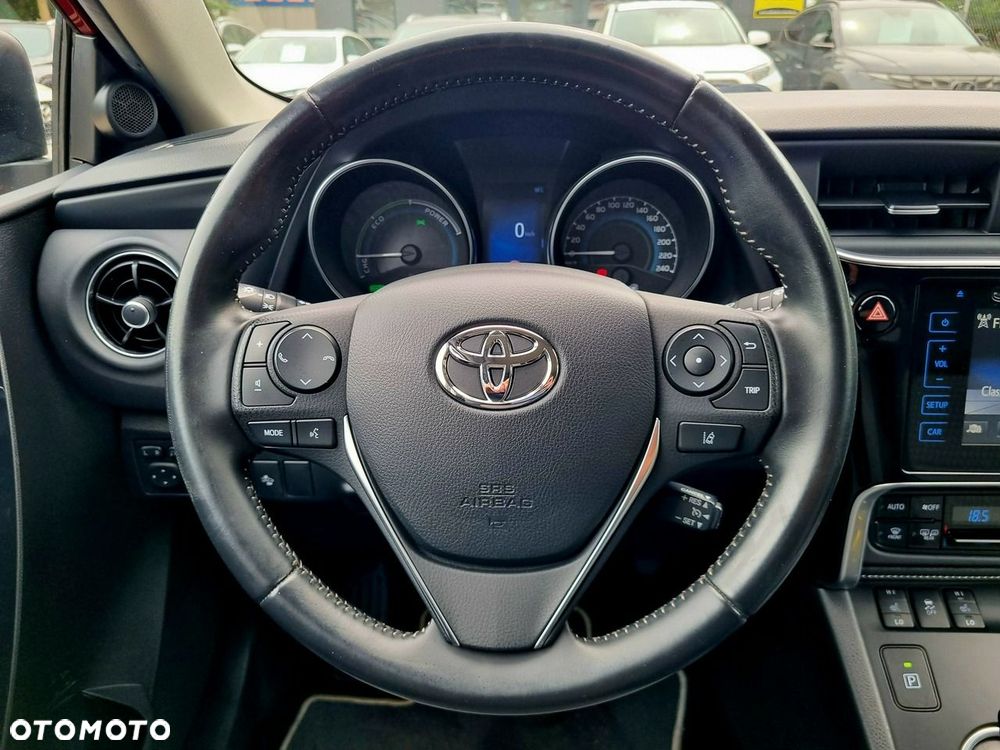 Toyota Auris Hybrid 135 Prestige - 15