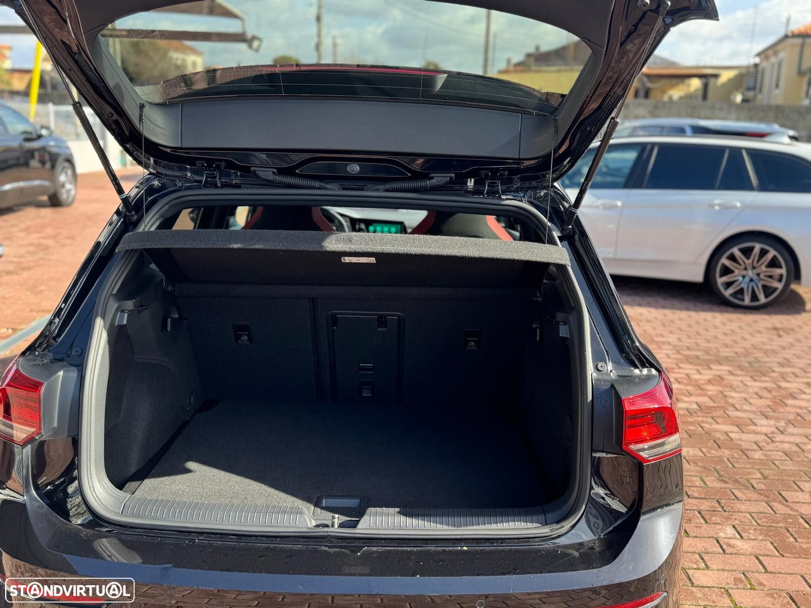 VW Golf 2.0 TSI GTI DSG - 8