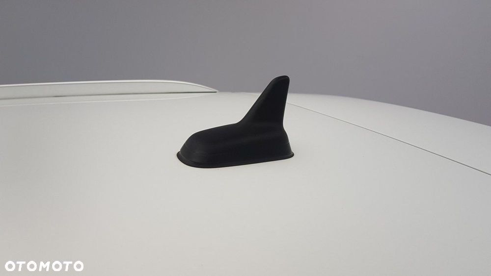 Volkswagen Passat - 13