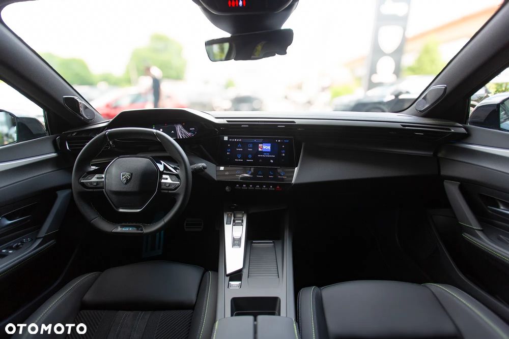 Peugeot 408 1.6 Plug-in Hybrid 240 GT Exclusive e-DCS7 - 22