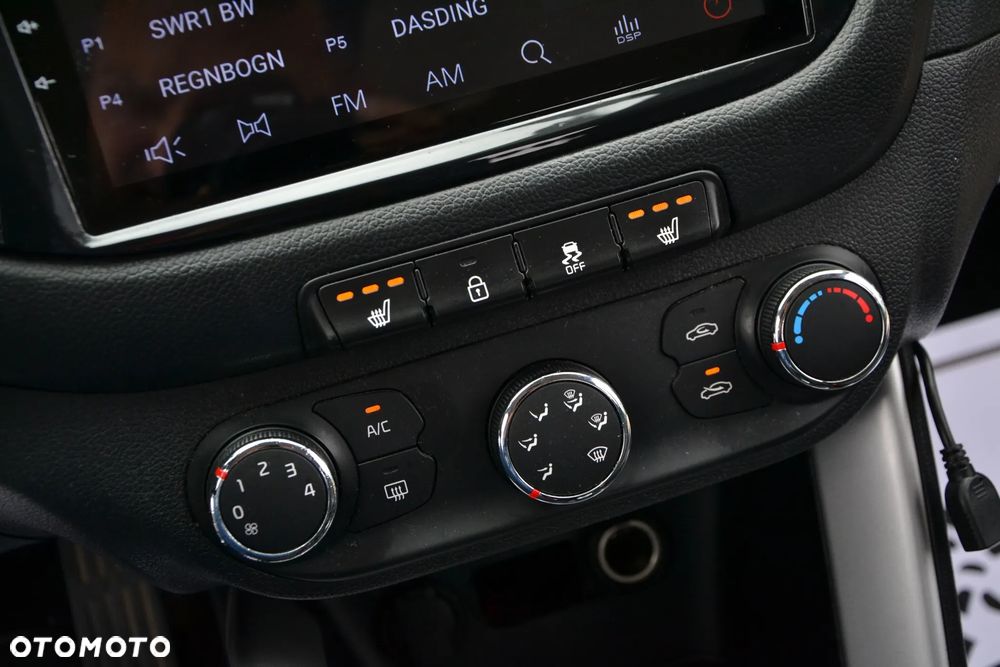 Kia Ceed 1.6 GDI Dream Team Edition - 22