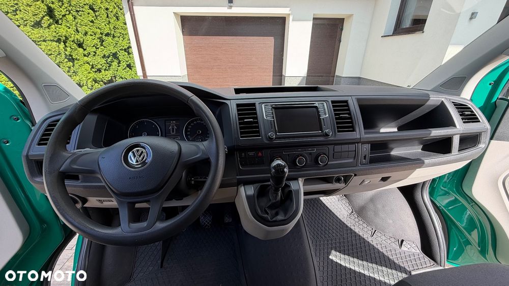 Volkswagen Transporter - 8